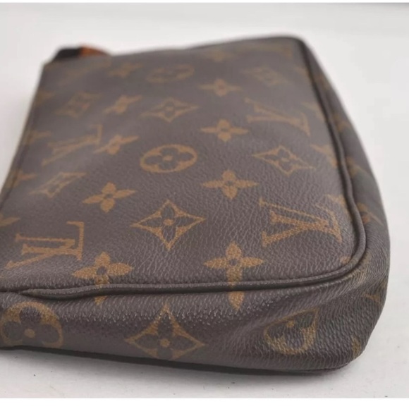 LOUIS VUITTON MONOGRAM POCHETTE BAG - Picture 6 of 14